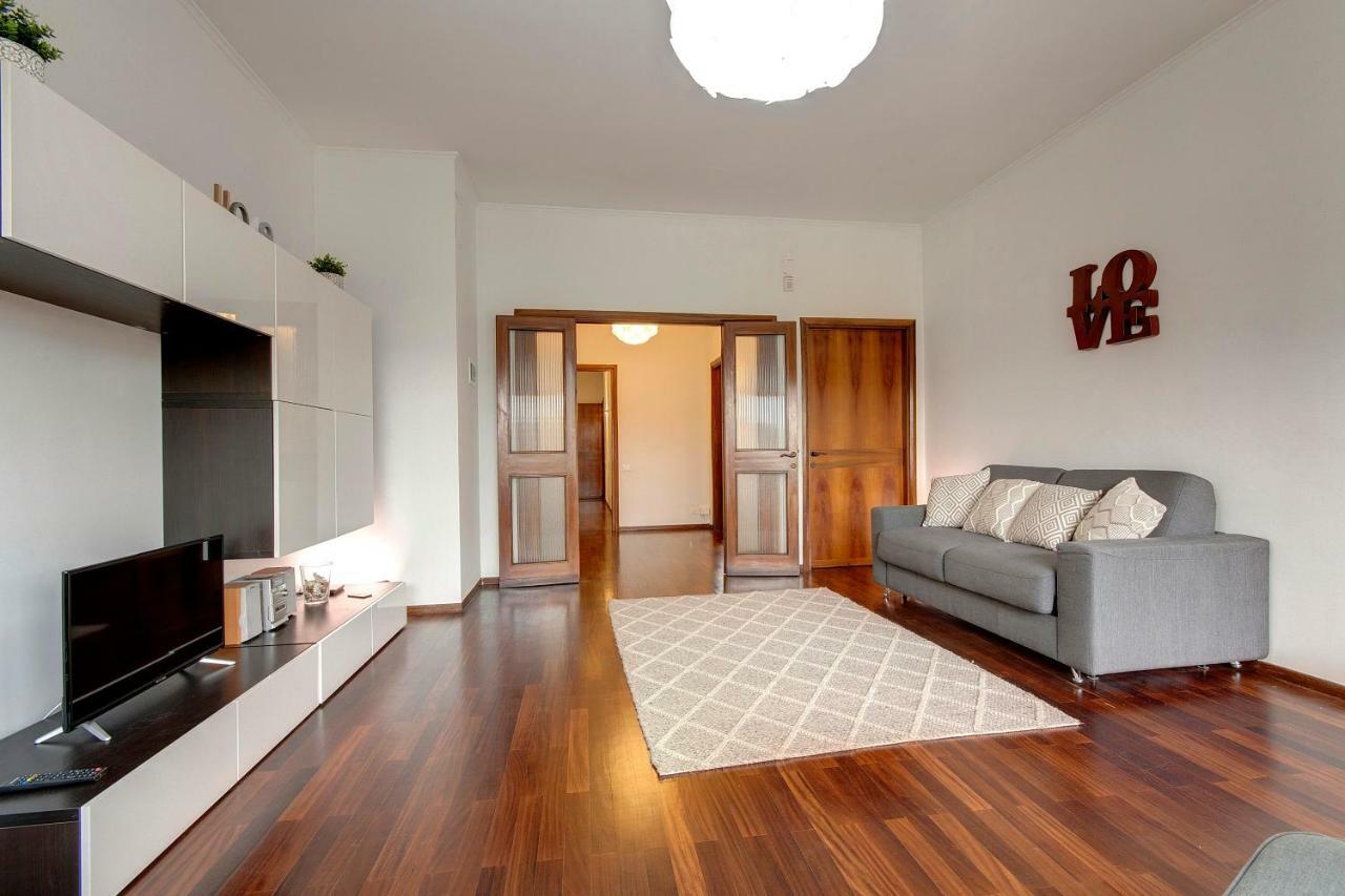 Lungarno Apartment By Mamo Флоренція Екстер'єр фото